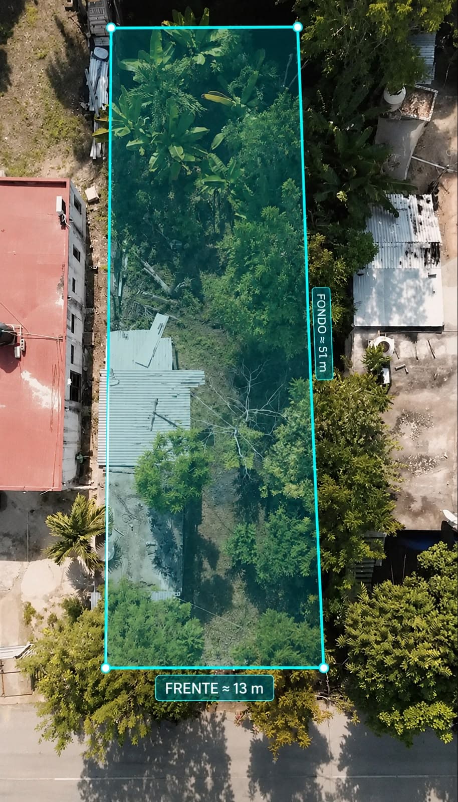 Propiedad urbana de 669 m² con casa registrada y servicios en Av. 23, Bacalar — REGION 5, BACALAR